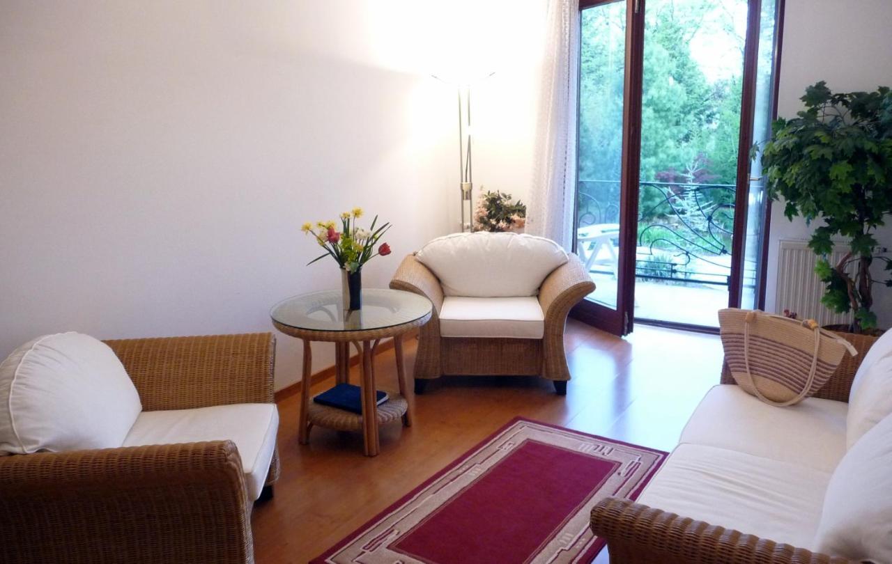 Balaton Art Guesthouse Balatonszárszó Exteriér fotografie